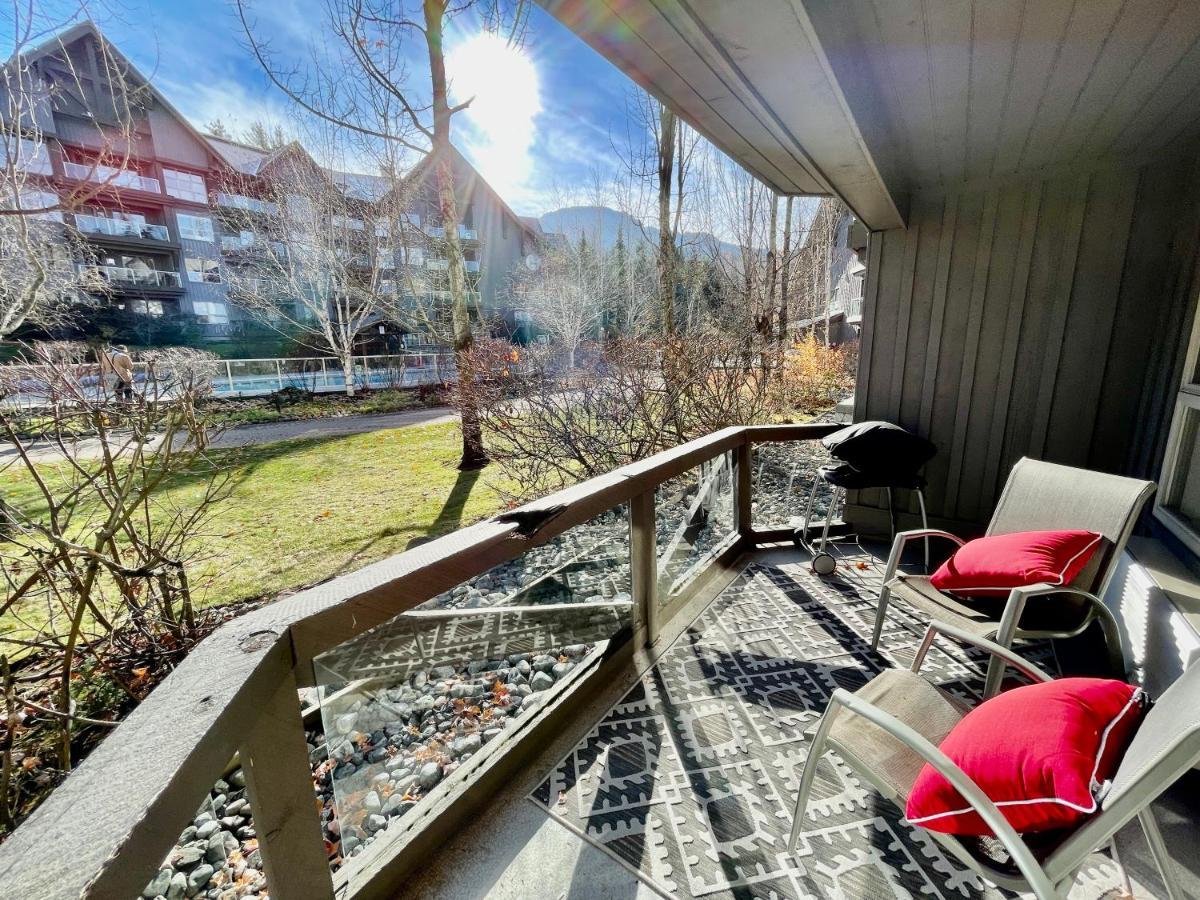 Best Ski In Ski Out Condo At Whistler Esterno foto